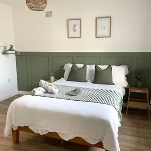 Central, Modern Apartment Bournemouth